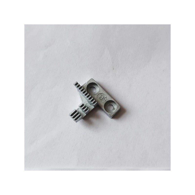 Zadní podavač pro overlocky Toyota s diferenciálem