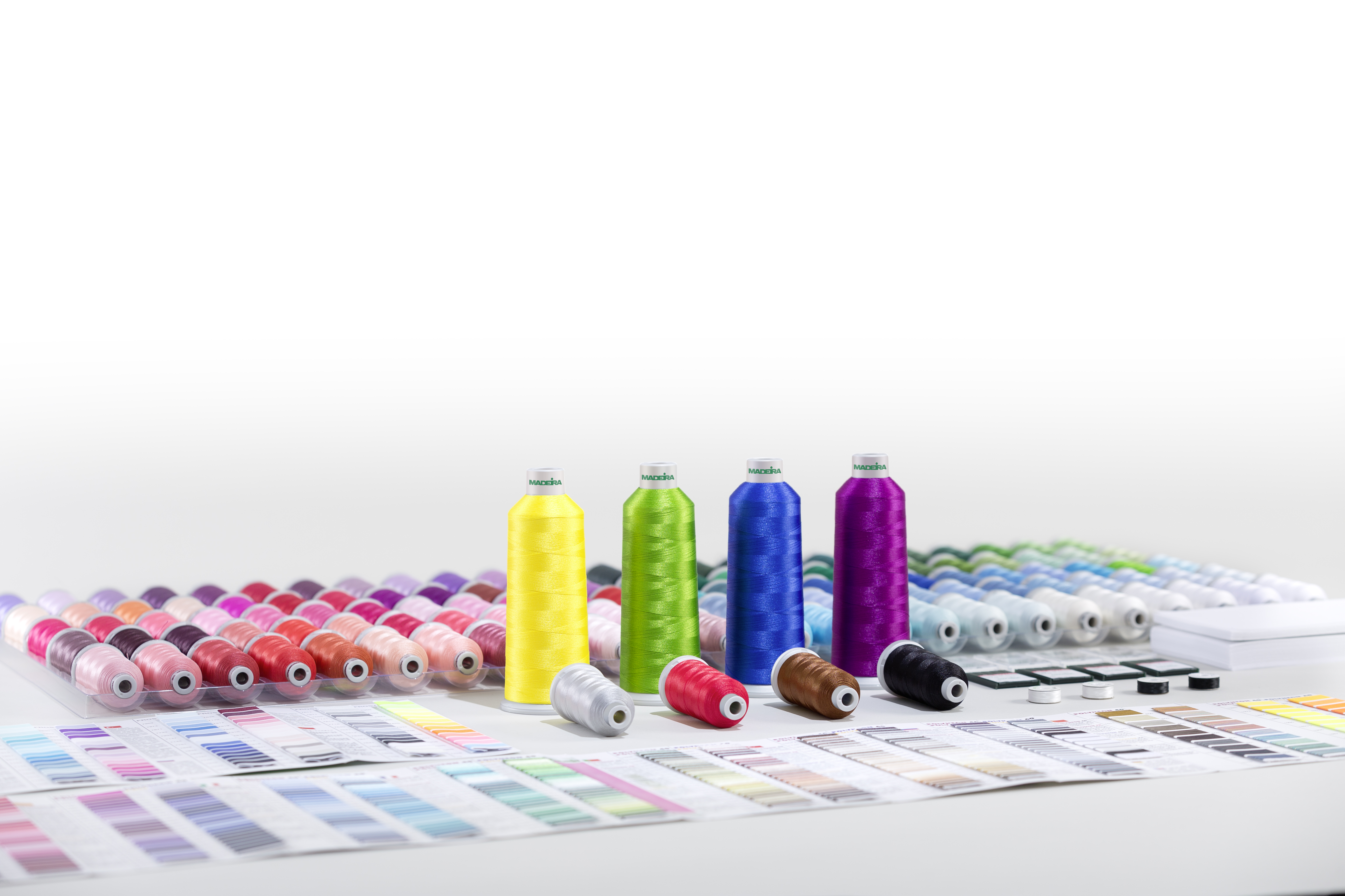 Madeira vyšívací nitě a materiály